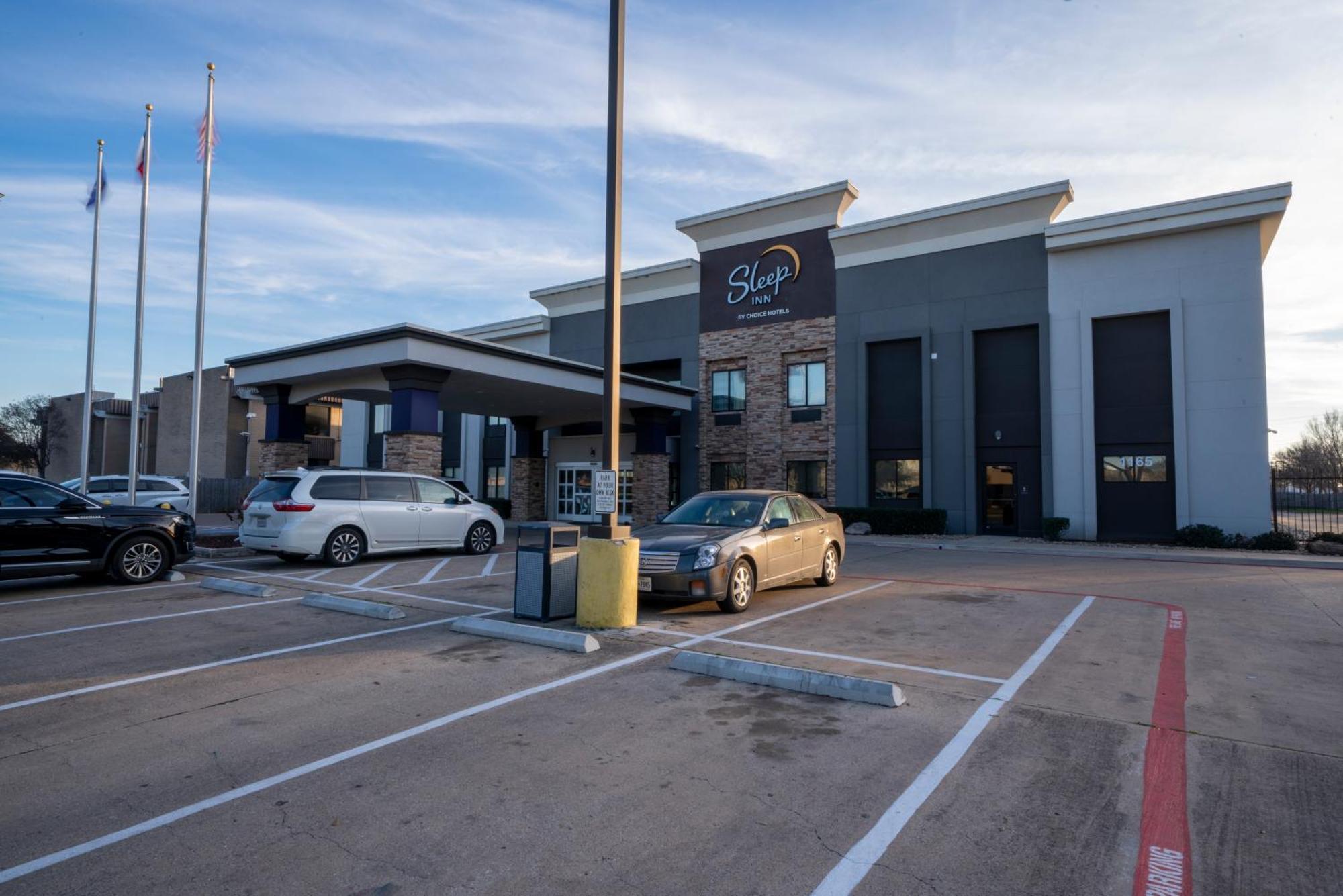 Sleep Inn Dallas Love Field-Medical District Extérieur photo